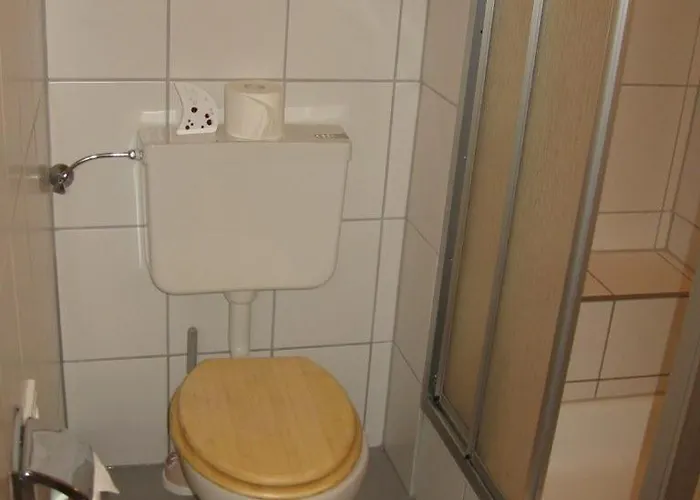 Auf Der Olk Mit Roepertsmuehle בית הארחה Veldenz