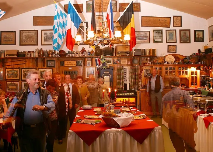 Auf Der Olk Mit Roepertsmuehle Veldenz