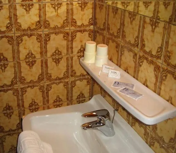 Auf Der Olk Mit Roepertsmuehle Veldenz